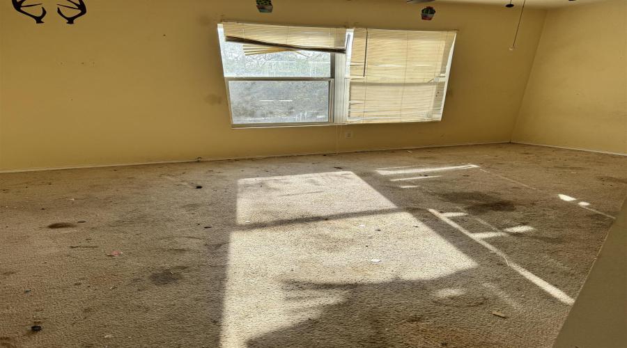 3104 St Isaac Lp, Laredo, Texas 78046, 3 Bedrooms Bedrooms, 5 Rooms Rooms,2 BathroomsBathrooms,Residential,For Sale,3104 St Isaac Lp,20261394