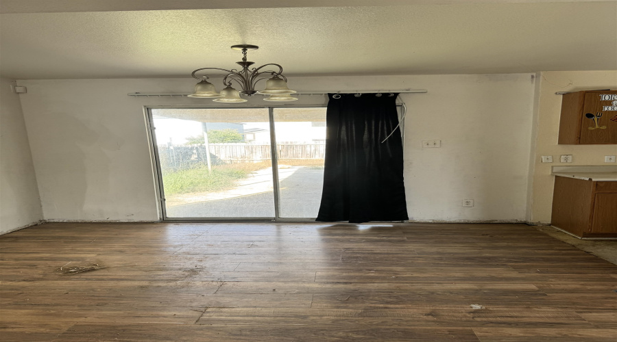 3104 St Isaac Lp, Laredo, Texas 78046, 3 Bedrooms Bedrooms, 5 Rooms Rooms,2 BathroomsBathrooms,Residential,For Sale,3104 St Isaac Lp,20261394