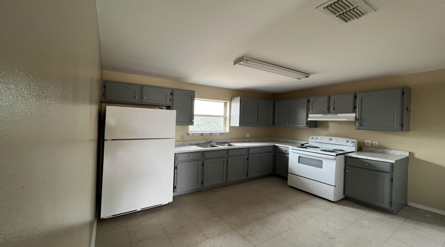 3119 Galveston St, Laredo, Texas 78043, 2 Bedrooms Bedrooms, 4 Rooms Rooms,1 BathroomBathrooms,Residential,For Rent,3119 Galveston St,20261395