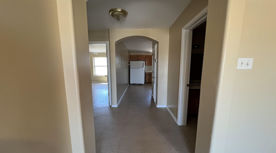 3119 Galveston St, Laredo, Texas 78043, 2 Bedrooms Bedrooms, 4 Rooms Rooms,1 BathroomBathrooms,Residential,For Rent,3119 Galveston St,20261395