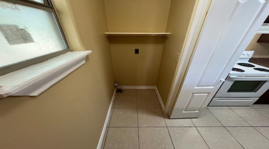 512 Norwich Lp, Laredo, Texas 78045, 2 Bedrooms Bedrooms, 4 Rooms Rooms,1 BathroomBathrooms,Residential,For Rent,512 Norwich Lp,20261397