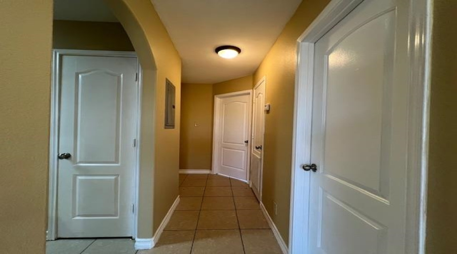 512 Norwich Lp, Laredo, Texas 78045, 2 Bedrooms Bedrooms, 4 Rooms Rooms,1 BathroomBathrooms,Residential,For Rent,512 Norwich Lp,20261397