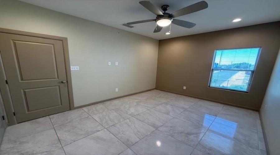 4101 Blue Quail Rd, Laredo, Texas 78045, 3 Bedrooms Bedrooms, 5 Rooms Rooms,2 BathroomsBathrooms,Residential,For Rent,4101 Blue Quail Rd,20261398