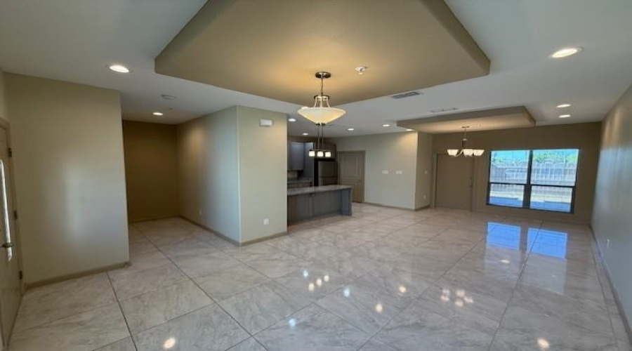 4101 Blue Quail Rd, Laredo, Texas 78045, 3 Bedrooms Bedrooms, 5 Rooms Rooms,2 BathroomsBathrooms,Residential,For Rent,4101 Blue Quail Rd,20261398