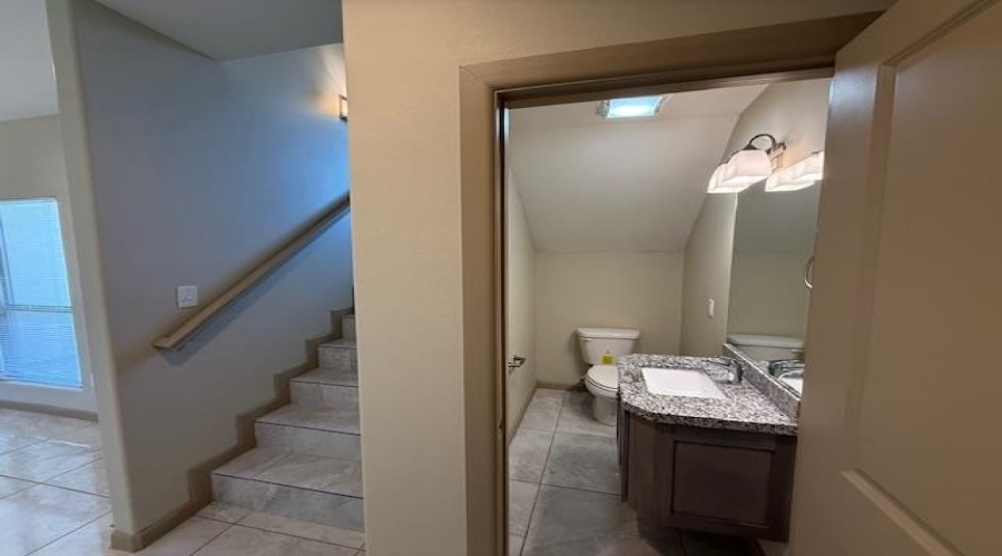 4101 Blue Quail Rd, Laredo, Texas 78045, 3 Bedrooms Bedrooms, 5 Rooms Rooms,2 BathroomsBathrooms,Residential,For Rent,4101 Blue Quail Rd,20261398