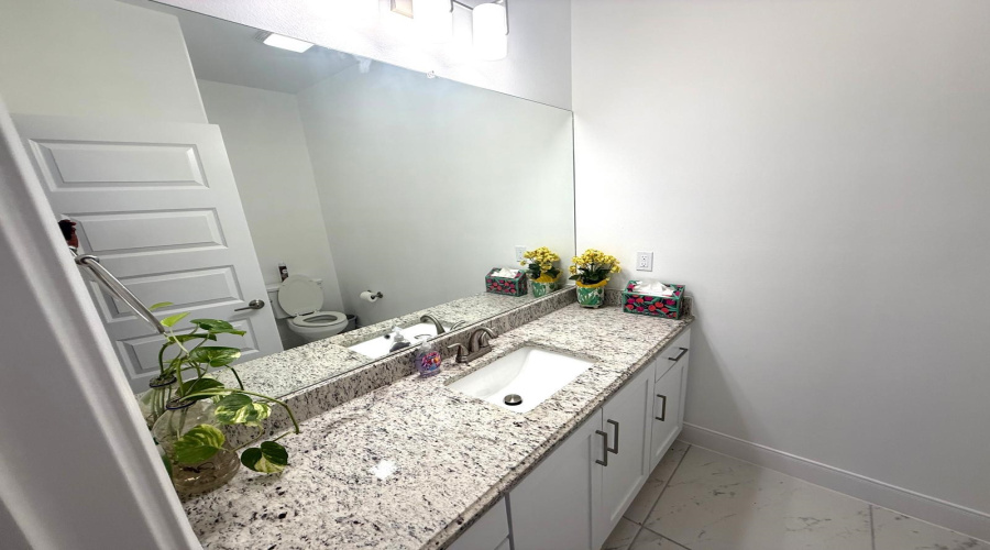 1406 Eagles LN, Laredo, Texas 78045, 3 Bedrooms Bedrooms, 8 Rooms Rooms,2 BathroomsBathrooms,Residential,For Sale,1406 Eagles LN,20261401