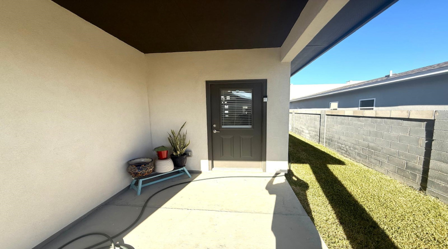 1406 Eagles LN, Laredo, Texas 78045, 3 Bedrooms Bedrooms, 8 Rooms Rooms,2 BathroomsBathrooms,Residential,For Sale,1406 Eagles LN,20261401