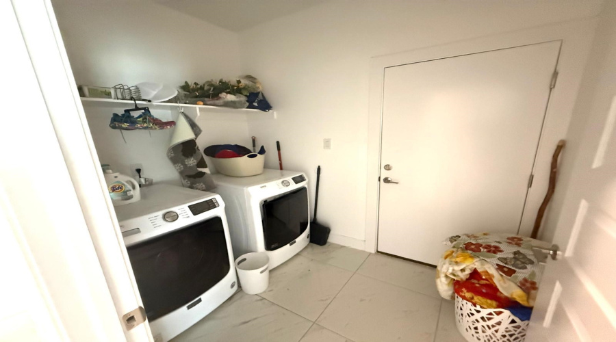 1406 Eagles LN, Laredo, Texas 78045, 3 Bedrooms Bedrooms, 8 Rooms Rooms,2 BathroomsBathrooms,Residential,For Sale,1406 Eagles LN,20261401