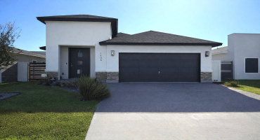 1406 Eagles LN, Laredo, Texas 78045, 3 Bedrooms Bedrooms, 8 Rooms Rooms,2 BathroomsBathrooms,Residential,For Sale,1406 Eagles LN,20261401 1406 Eagles LN, Laredo, Texas 78045, 3 Bedrooms Bedrooms, 8 Rooms Rooms,2 BathroomsBathrooms,Residential,For Sale,1406 Eagles LN,20261401