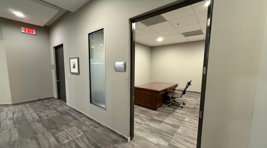 6999 McPherson Rd, Laredo, Texas 78041-6450, 1 Room Rooms,2 BathroomsBathrooms,Commercial retail/office,For Rent,6999 McPherson Rd,20261408