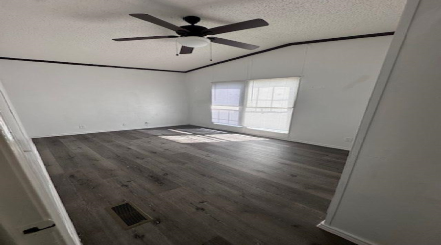 8508 Superior Dr, Laredo, Texas 78045, 3 Bedrooms Bedrooms, 6 Rooms Rooms,2 BathroomsBathrooms,Residential,For Rent,8508 Superior Dr,20261403