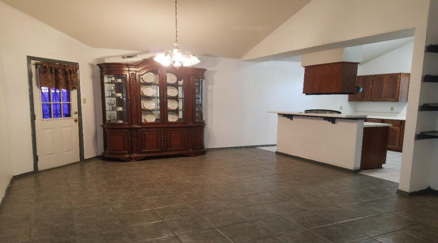 4303 Revolution Rd, Laredo, Texas 78046, 3 Bedrooms Bedrooms, 6 Rooms Rooms,2 BathroomsBathrooms,Residential,For Sale,4303 Revolution Rd,20261404