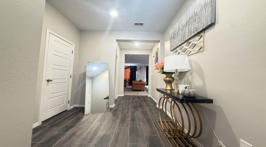 11405 Quintana Dr, Laredo, Texas 78045, 3 Bedrooms Bedrooms, 5 Rooms Rooms,2 BathroomsBathrooms,Residential,For Sale,11405 Quintana Dr,20261405