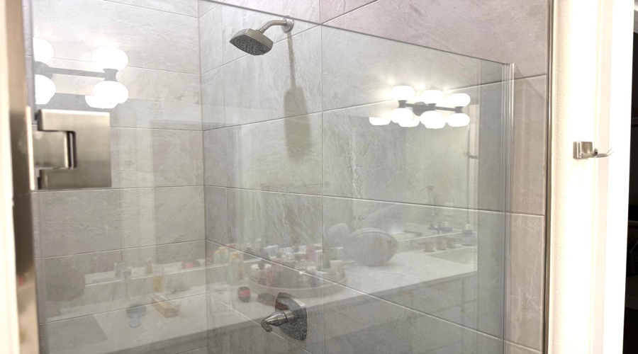 3823 Sun Valley Dr., Laredo, Texas 78045, 4 Bedrooms Bedrooms, 8 Rooms Rooms,2 BathroomsBathrooms,Residential,For Sale,3823 Sun Valley Dr.,20261407