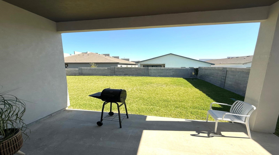 3823 Sun Valley Dr., Laredo, Texas 78045, 4 Bedrooms Bedrooms, 8 Rooms Rooms,2 BathroomsBathrooms,Residential,For Sale,3823 Sun Valley Dr.,20261407