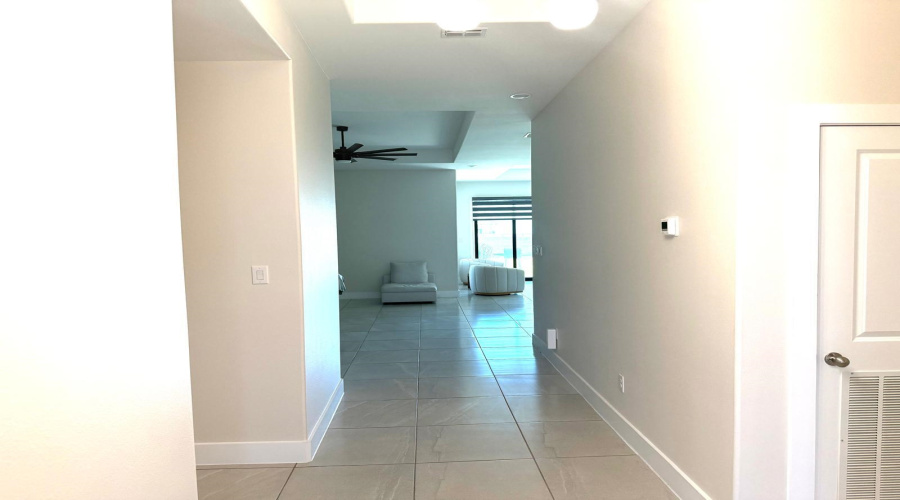 3823 Sun Valley Dr., Laredo, Texas 78045, 4 Bedrooms Bedrooms, 8 Rooms Rooms,2 BathroomsBathrooms,Residential,For Sale,3823 Sun Valley Dr.,20261407