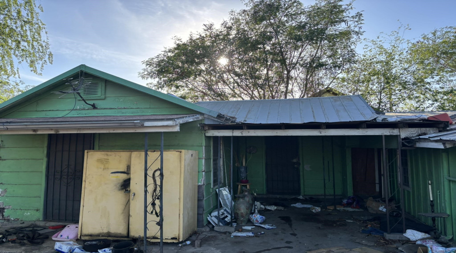 415 Iturbide St, Laredo, Texas 78043-5026, 4 Bedrooms Bedrooms, 4 Rooms Rooms,1 BathroomBathrooms,Residential,For Sale,415 Iturbide St,20261412