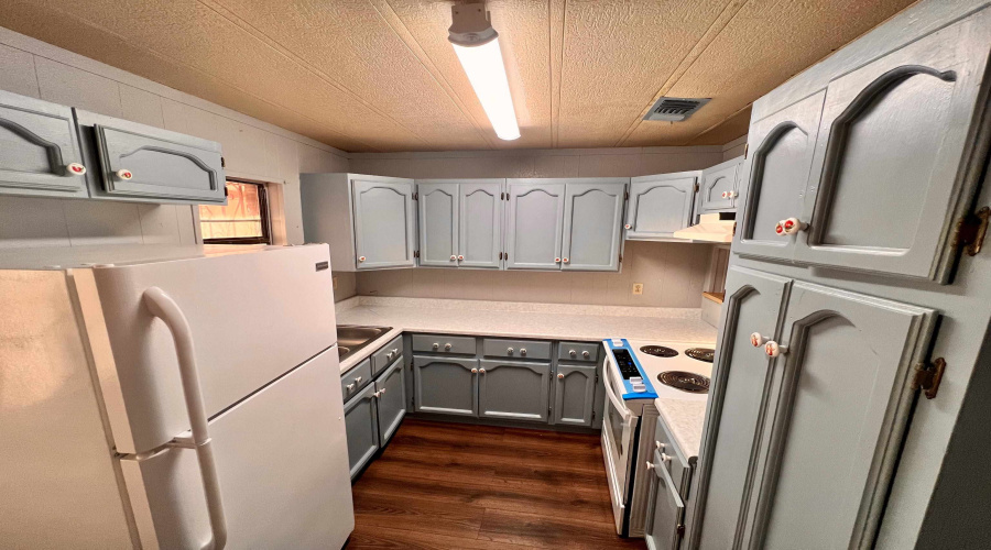 202 Lobo Lp, Laredo, Texas 78045, 3 Bedrooms Bedrooms, 5 Rooms Rooms,2 BathroomsBathrooms,Residential,For Rent,202 Lobo Lp,20261413