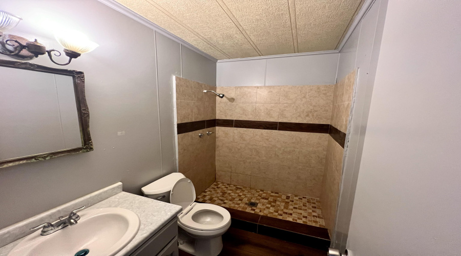 202 Lobo Lp, Laredo, Texas 78045, 3 Bedrooms Bedrooms, 5 Rooms Rooms,2 BathroomsBathrooms,Residential,For Rent,202 Lobo Lp,20261413