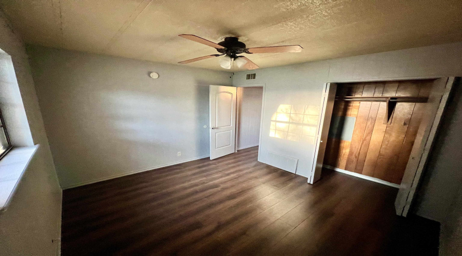 202 Lobo Lp, Laredo, Texas 78045, 3 Bedrooms Bedrooms, 5 Rooms Rooms,2 BathroomsBathrooms,Residential,For Rent,202 Lobo Lp,20261413