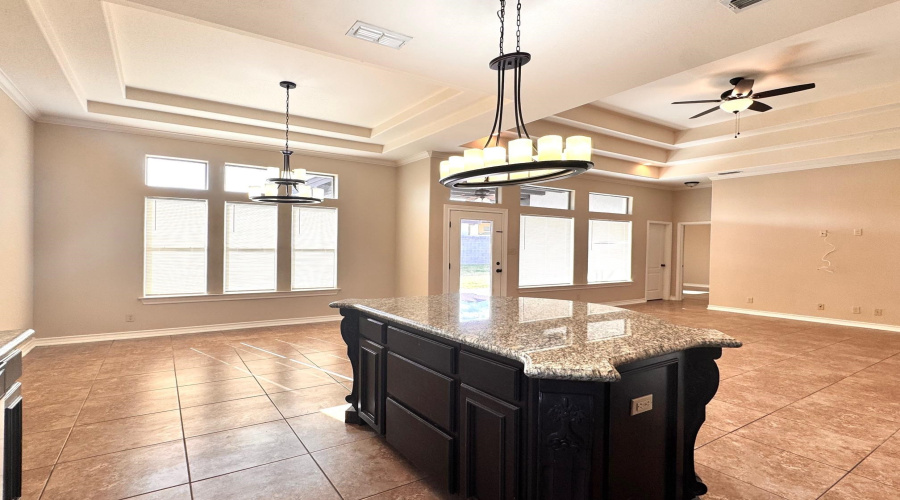 512 Otero Dr, Laredo, Texas 78045, 4 Bedrooms Bedrooms, 7 Rooms Rooms,2 BathroomsBathrooms,Residential,For Rent,512 Otero Dr,20261414