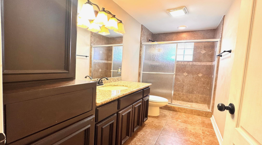 512 Otero Dr, Laredo, Texas 78045, 4 Bedrooms Bedrooms, 7 Rooms Rooms,2 BathroomsBathrooms,Residential,For Rent,512 Otero Dr,20261414