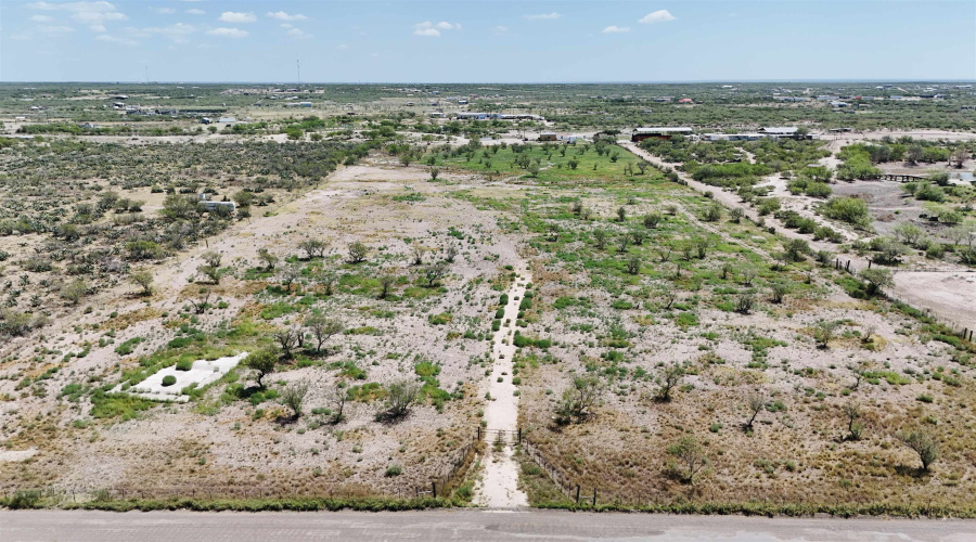 423 LAS LOMAS RD., Laredo, Texas 78041, ,Land,For Sale,423 LAS LOMAS RD.,20261417