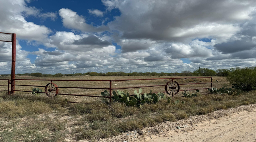 440 Norte Rd., laredo, Texas 78044, ,Land,For Sale,440 Norte Rd.,20261423