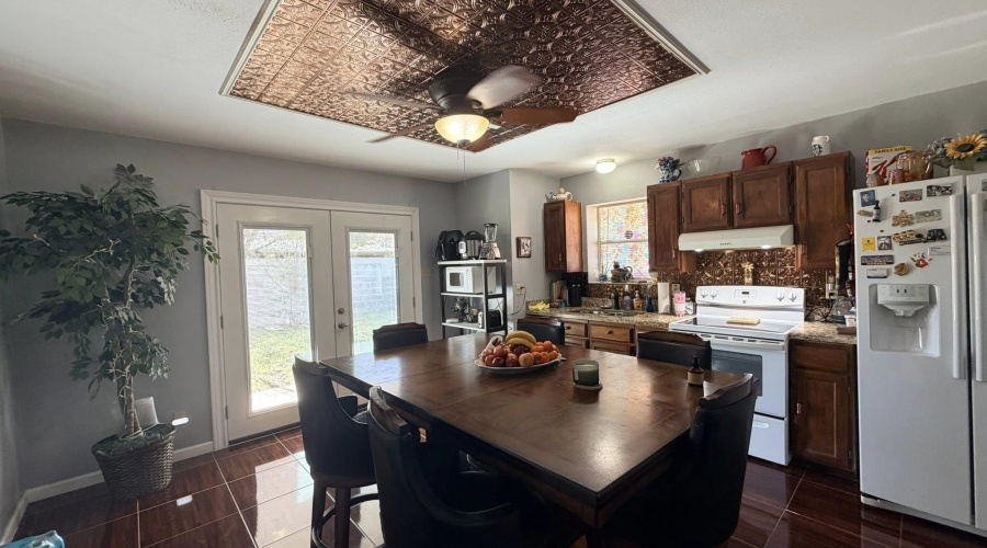 9104 Tundra Ave, Laredo, Texas 78045, 4 Bedrooms Bedrooms, 7 Rooms Rooms,2 BathroomsBathrooms,Residential,For Sale,9104 Tundra Ave,20261419