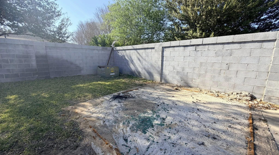 9104 Tundra Ave, Laredo, Texas 78045, 4 Bedrooms Bedrooms, 7 Rooms Rooms,2 BathroomsBathrooms,Residential,For Sale,9104 Tundra Ave,20261419