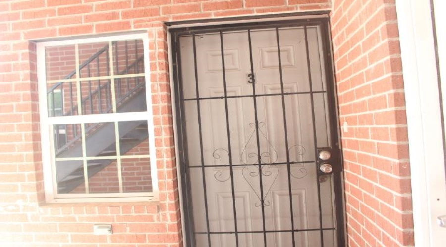 3118 Garfield St, Laredo, Texas 78043, 2 Bedrooms Bedrooms, 4 Rooms Rooms,1 BathroomBathrooms,Residential,For Rent,3118 Garfield St,20261420