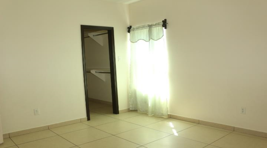 3118 Garfield St, Laredo, Texas 78043, 2 Bedrooms Bedrooms, 4 Rooms Rooms,1 BathroomBathrooms,Residential,For Rent,3118 Garfield St,20261420