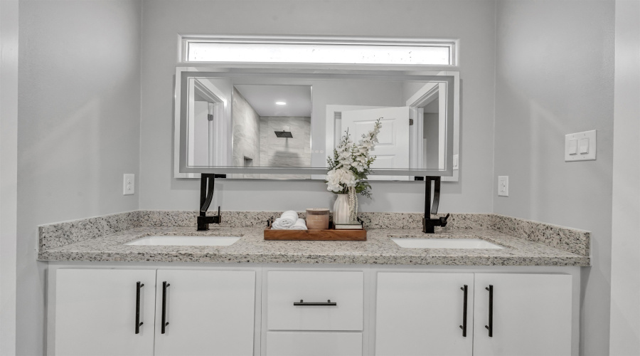 128 Lusitano Dr., Laredo, Texas 78046, 3 Bedrooms Bedrooms, 5 Rooms Rooms,2 BathroomsBathrooms,Residential,For Sale,128 Lusitano Dr.,20261422