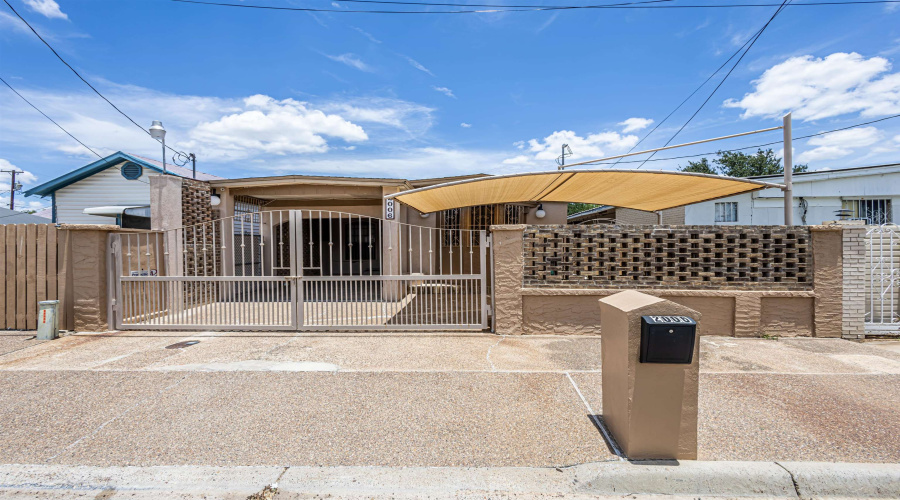 2006 Piedra China St, Laredo, Texas 78043, 4 Bedrooms Bedrooms, 7 Rooms Rooms,4 BathroomsBathrooms,Residential,For Rent,2006 Piedra China St,20261426