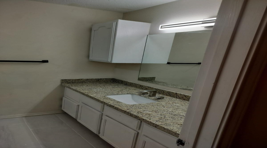 8801 McPherson Rd, Laredo, Texas 78045, 3 Bedrooms Bedrooms, 6 Rooms Rooms,3 BathroomsBathrooms,Residential,For Rent,8801 McPherson Rd,20261428