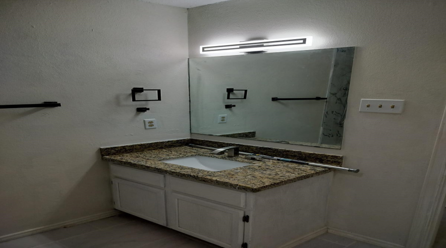 8801 McPherson Rd, Laredo, Texas 78045, 3 Bedrooms Bedrooms, 6 Rooms Rooms,3 BathroomsBathrooms,Residential,For Rent,8801 McPherson Rd,20261428