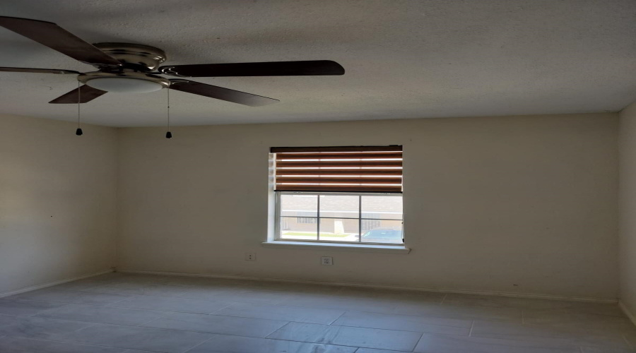 8801 McPherson Rd, Laredo, Texas 78045, 3 Bedrooms Bedrooms, 6 Rooms Rooms,3 BathroomsBathrooms,Residential,For Rent,8801 McPherson Rd,20261428