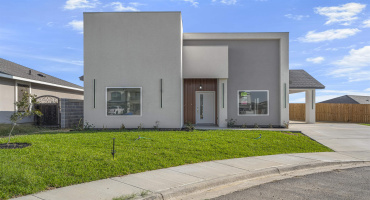 6001 Leopoldo Dr, Laredo, Texas 78045, 3 Bedrooms Bedrooms, 4 Rooms Rooms,2 BathroomsBathrooms,Residential,For Sale,6001 Leopoldo Dr,20261430 6001 Leopoldo Dr, Laredo, Texas 78045, 3 Bedrooms Bedrooms, 4 Rooms Rooms,2 BathroomsBathrooms,Residential,For Sale,6001 Leopoldo Dr,20261430