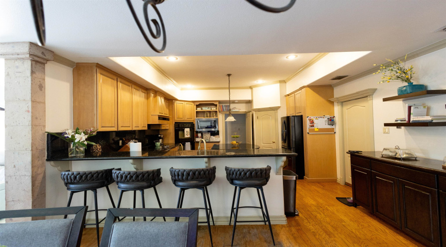 3001 Copperfield Cir, Laredo, Texas 78045, 5 Bedrooms Bedrooms, 15 Rooms Rooms,4 BathroomsBathrooms,Residential,For Sale,3001 Copperfield Cir,20261431