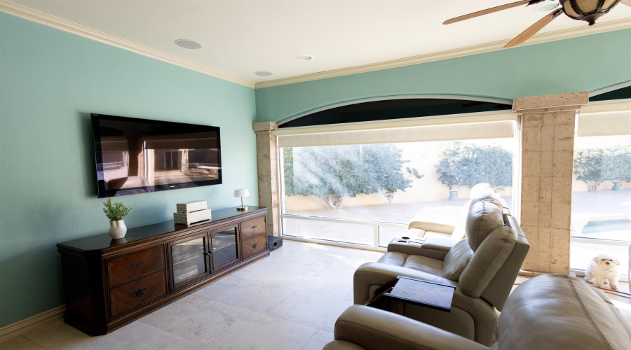 3001 Copperfield Cir, Laredo, Texas 78045, 5 Bedrooms Bedrooms, 15 Rooms Rooms,4 BathroomsBathrooms,Residential,For Sale,3001 Copperfield Cir,20261431