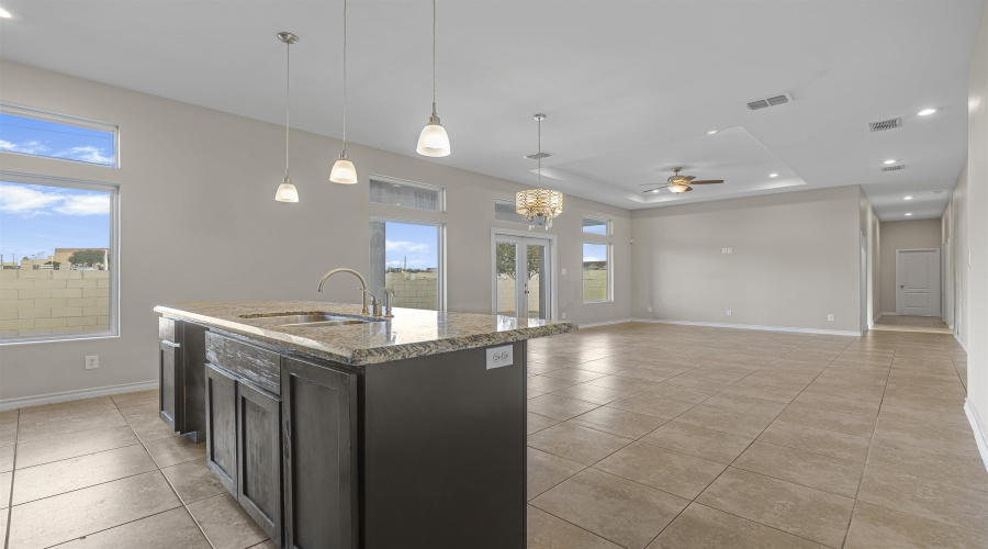 6316 Ramin Ct, Laredo, Texas 78041-7703, 3 Bedrooms Bedrooms, 5 Rooms Rooms,2 BathroomsBathrooms,Residential,For Sale,6316 Ramin Ct,20261433