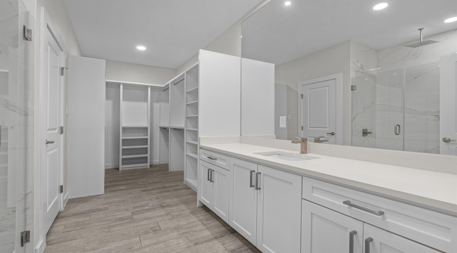 4017 Bella St., Laredo, Texas 78046, 3 Bedrooms Bedrooms, 5 Rooms Rooms,2 BathroomsBathrooms,Residential,For Sale,4017 Bella St.,20261434