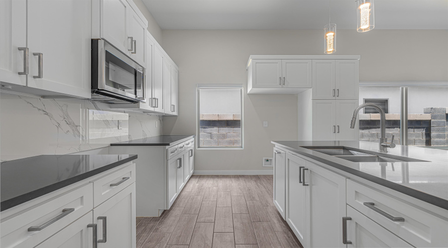 4017 Bella St., Laredo, Texas 78046, 3 Bedrooms Bedrooms, 5 Rooms Rooms,2 BathroomsBathrooms,Residential,For Sale,4017 Bella St.,20261434