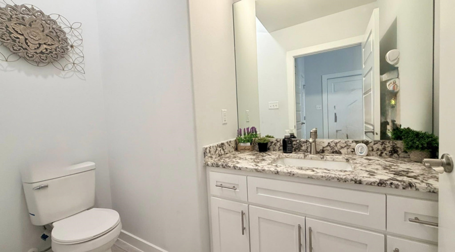 1611 Coba Dr., Laredo, Texas 78046, 4 Bedrooms Bedrooms, 7 Rooms Rooms,2 BathroomsBathrooms,Residential,For Sale,1611 Coba Dr.,20261435