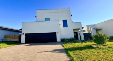 1611 Coba Dr., Laredo, Texas 78046, 4 Bedrooms Bedrooms, 7 Rooms Rooms,2 BathroomsBathrooms,Residential,For Sale,1611 Coba Dr.,20261435 1611 Coba Dr., Laredo, Texas 78046, 4 Bedrooms Bedrooms, 7 Rooms Rooms,2 BathroomsBathrooms,Residential,For Sale,1611 Coba Dr.,20261435