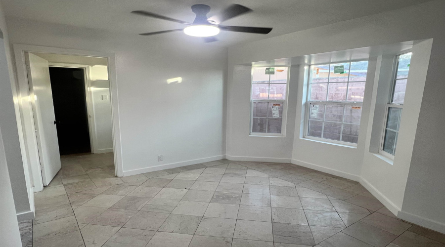 312 Candlewood Rd, Laredo, Texas 78045, 4 Bedrooms Bedrooms, 6 Rooms Rooms,4 BathroomsBathrooms,Residential,For Rent,312 Candlewood Rd,20261436