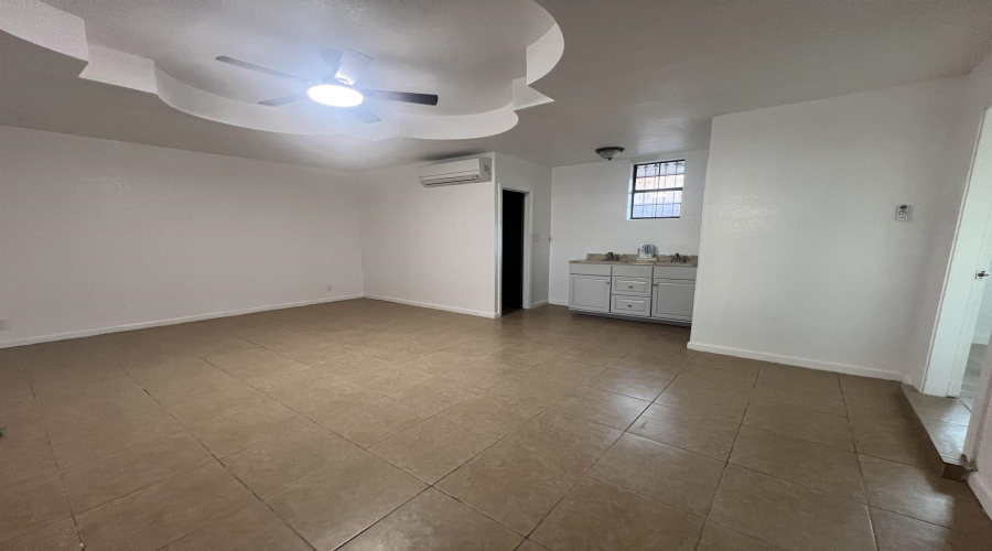 312 Candlewood Rd, Laredo, Texas 78045, 4 Bedrooms Bedrooms, 6 Rooms Rooms,4 BathroomsBathrooms,Residential,For Rent,312 Candlewood Rd,20261436