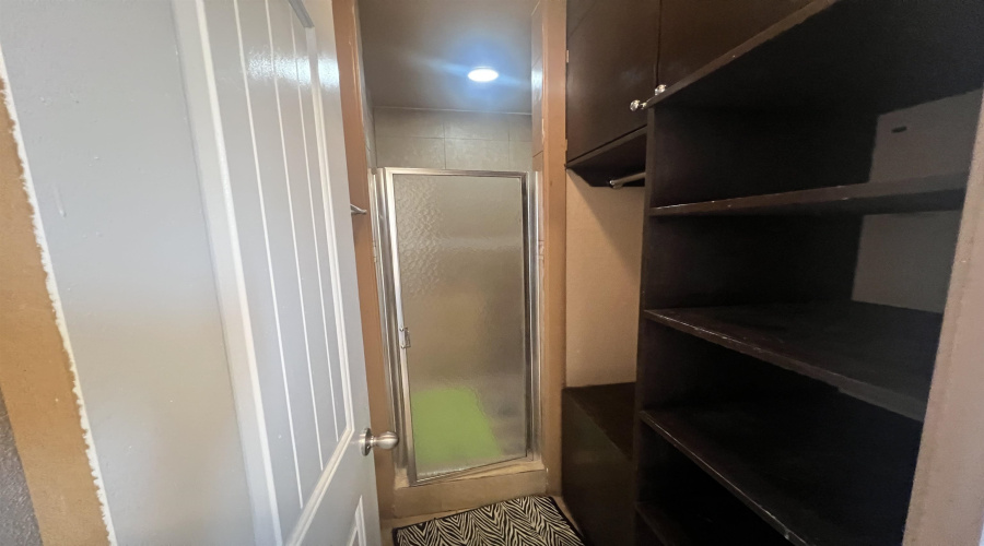 312 Candlewood Rd, Laredo, Texas 78045, 4 Bedrooms Bedrooms, 6 Rooms Rooms,4 BathroomsBathrooms,Residential,For Rent,312 Candlewood Rd,20261436