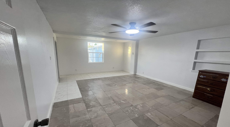 312 Candlewood Rd, Laredo, Texas 78045, 4 Bedrooms Bedrooms, 6 Rooms Rooms,4 BathroomsBathrooms,Residential,For Rent,312 Candlewood Rd,20261436