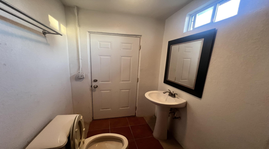 312 Candlewood Rd, Laredo, Texas 78045, 4 Bedrooms Bedrooms, 6 Rooms Rooms,4 BathroomsBathrooms,Residential,For Rent,312 Candlewood Rd,20261436